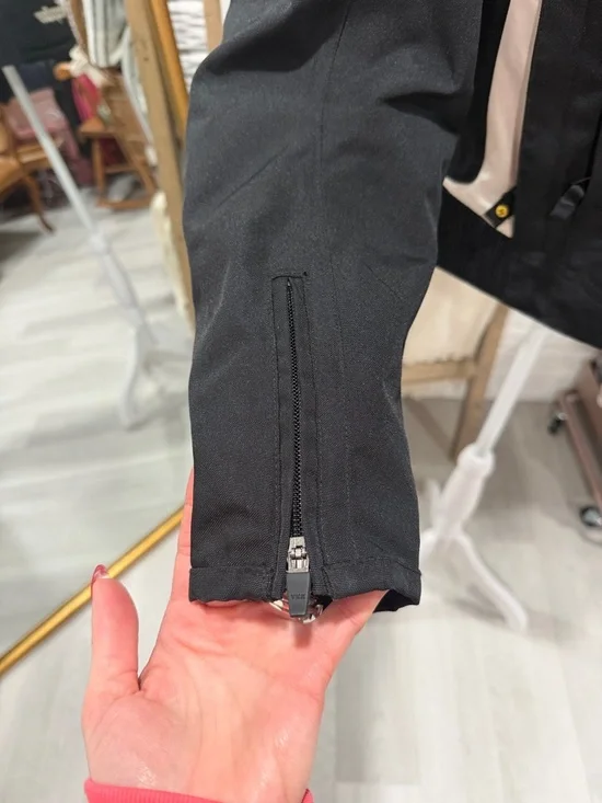 Scorpion Motorcycle Jacket - Picture 3 of 11